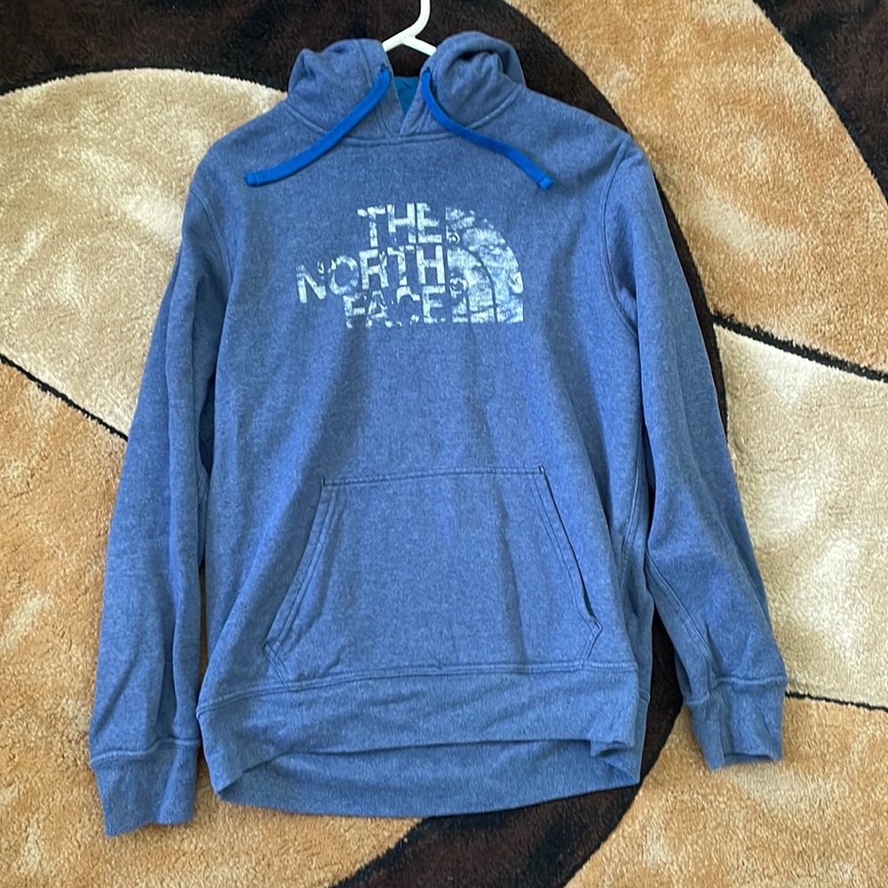 Large North Face Sweatshirt